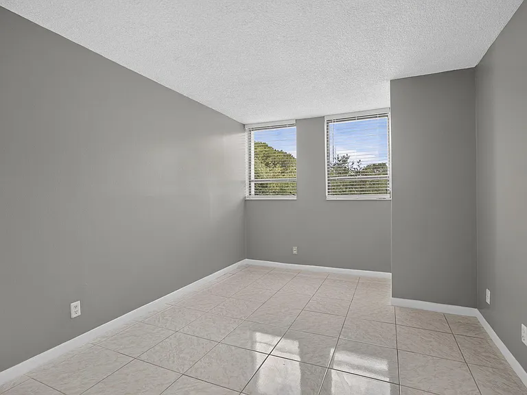 1900 N Congress Ave #201 — Photo 26