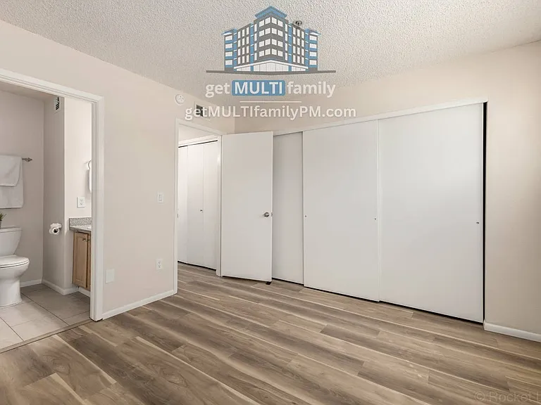 11640 N 51st Ave #237 — Photo 20