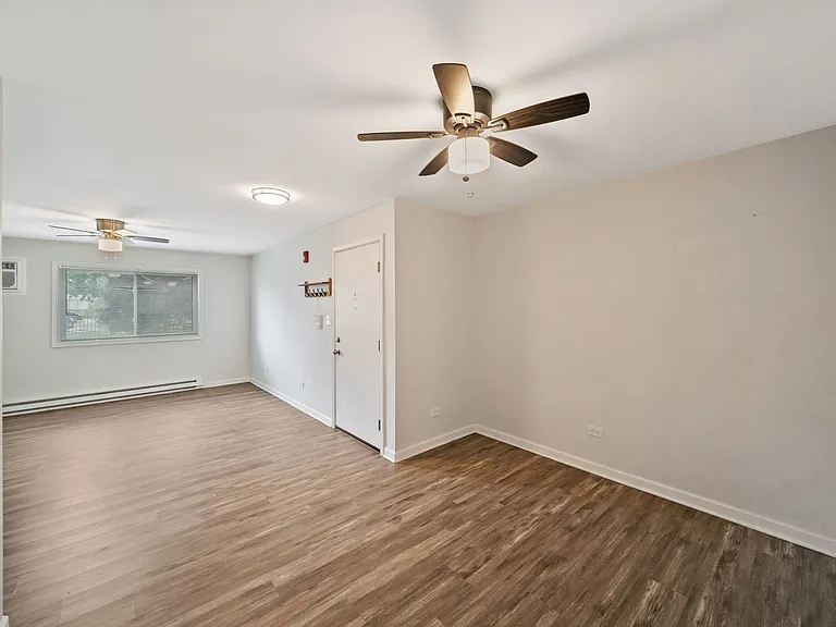 170 Waters Edge Dr #102 — Photo 5