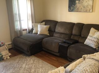 22 8th St #3, Cambridge, MA 02141