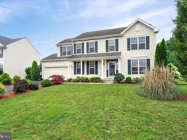 381 Grayton Dr, Smyrna, DE 19977