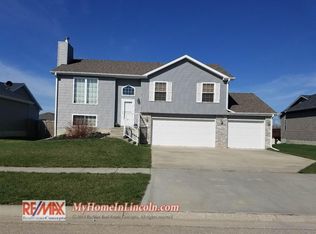 125 Adams St, Bennet, NE 68317