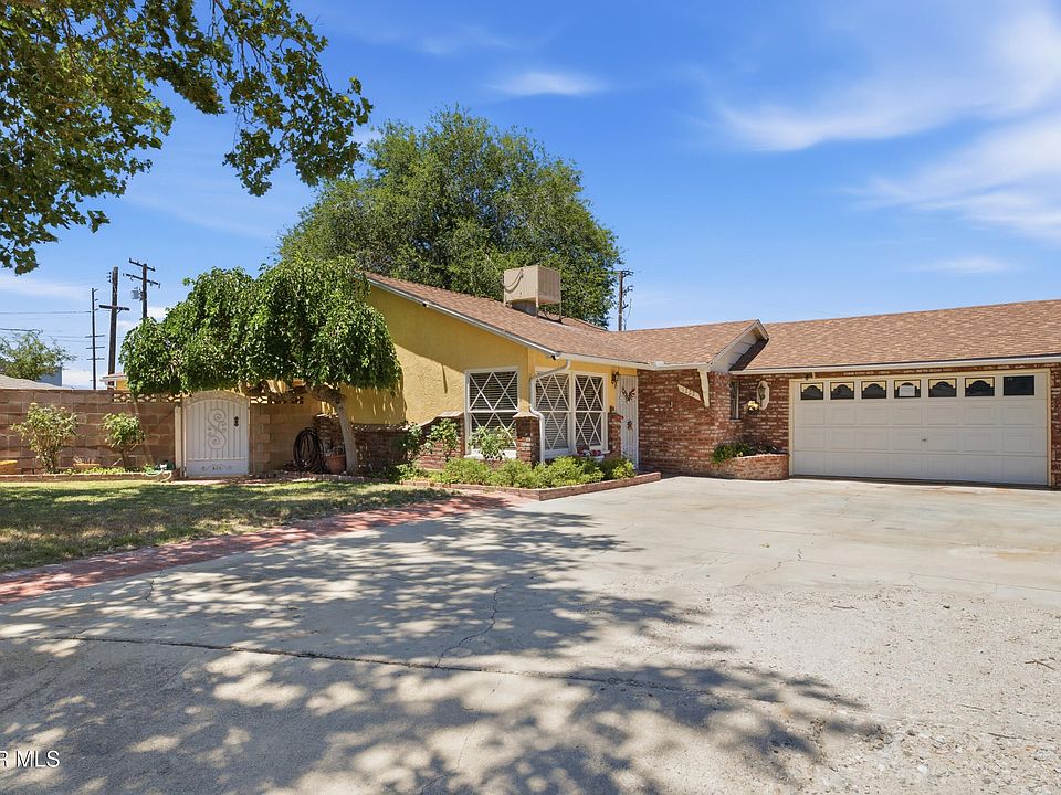 1st image of 1222 W Avenue J15