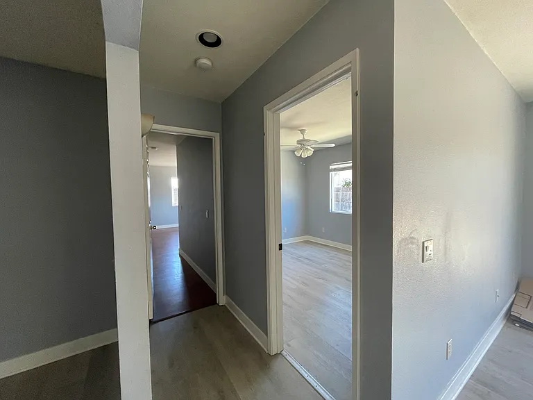 8666 Hillery Dr — Photo 16