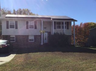 2 Ravenglass Rd, Waldorf, MD 20602