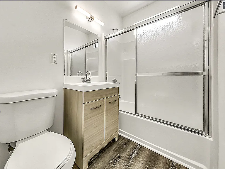 6666 Yucca St #12 — Photo 6