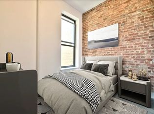 222 E 12th St #5D, New York, NY 10003