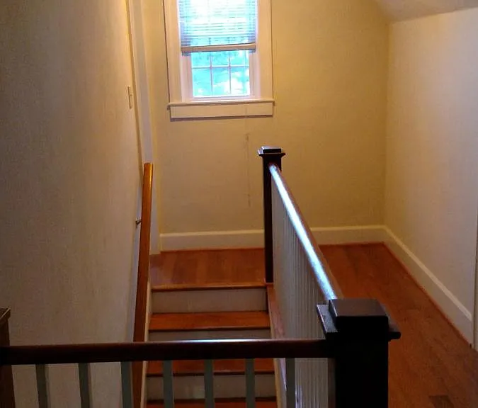1132 Rosser Ave — Photo 17