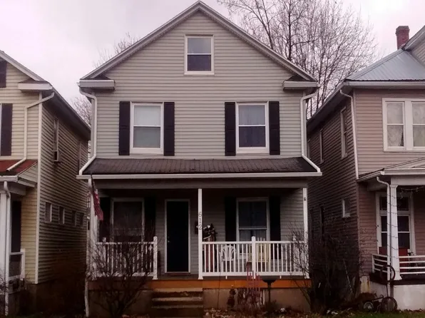 612 N Market St, Selinsgrove, PA 17870