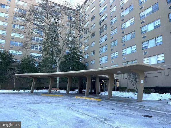 1030 E Lancaster Ave APT 817, Bryn Mawr, PA 19010