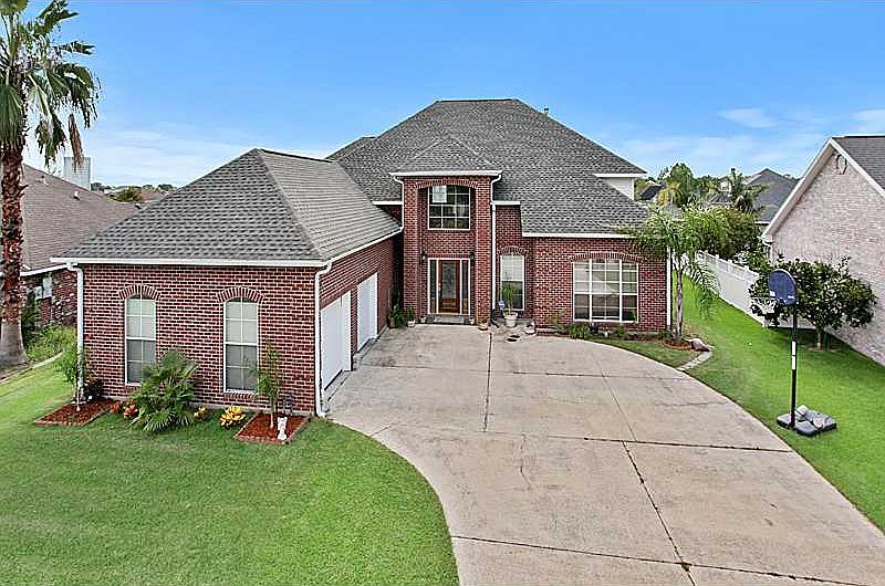 1st image of 128 Oakmont Dr