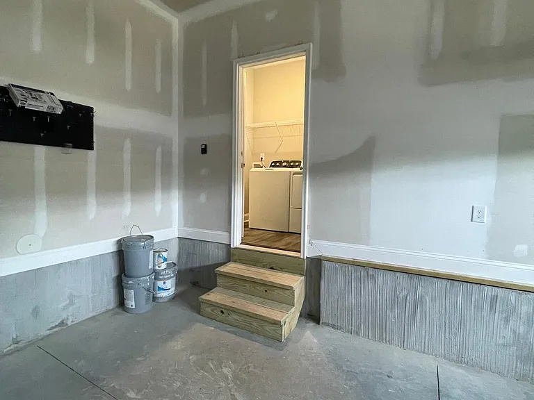 1000 Onsville Dr — Photo 7