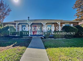 8406 Woodside Rd, Rowlett, TX 75088