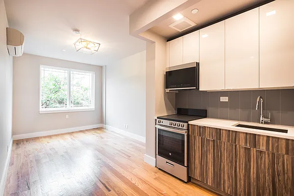 Rented by Owner | media 11