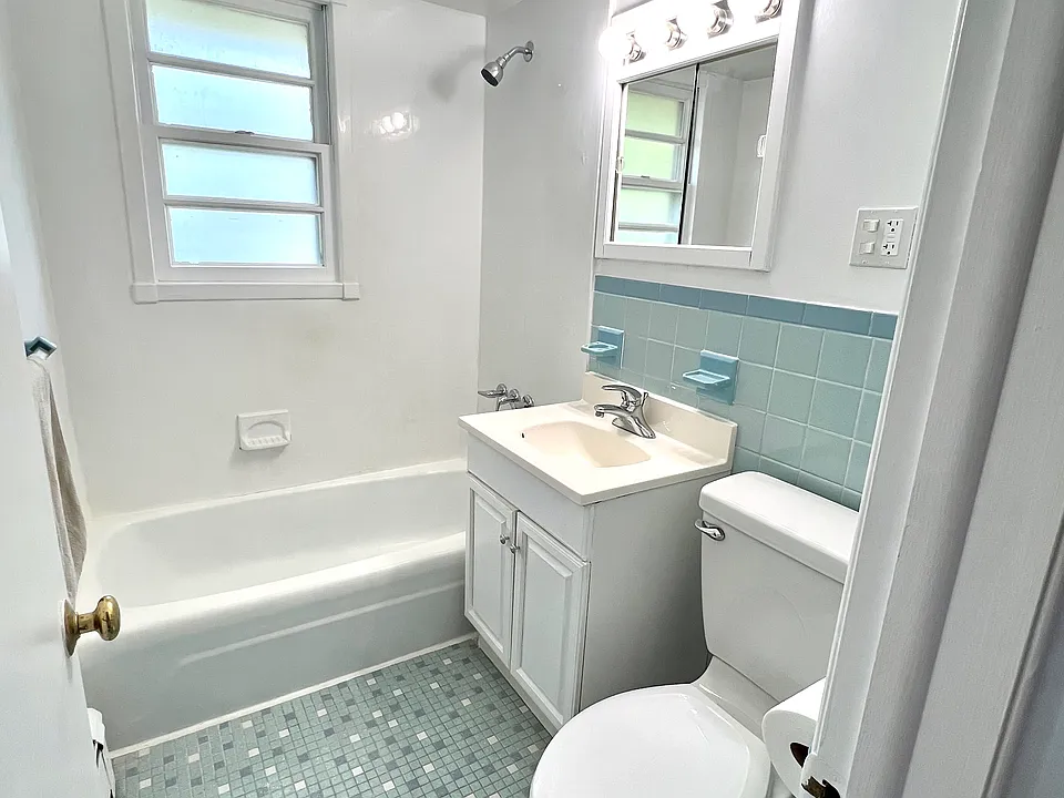 25 Wilson St #2