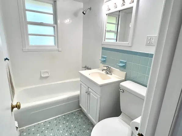 25 Wilson St Floor 2, Little Ferry, NJ 07643