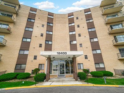 18400 Cherry Creek Dr APT 305, Homewood, IL, 60430
