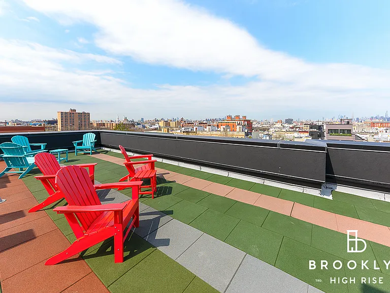 1461 Gates Ave #4A — Photo 15