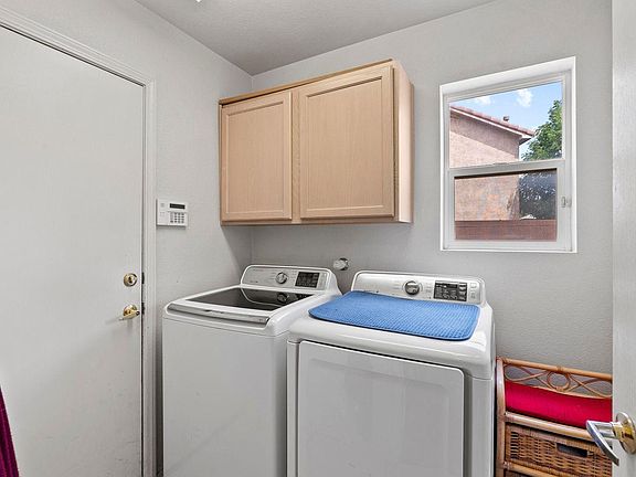 4th image of 6023 Stoney Bluff Ct NW