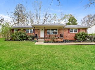5018 Shoreline Dr, Greensboro, NC 27410