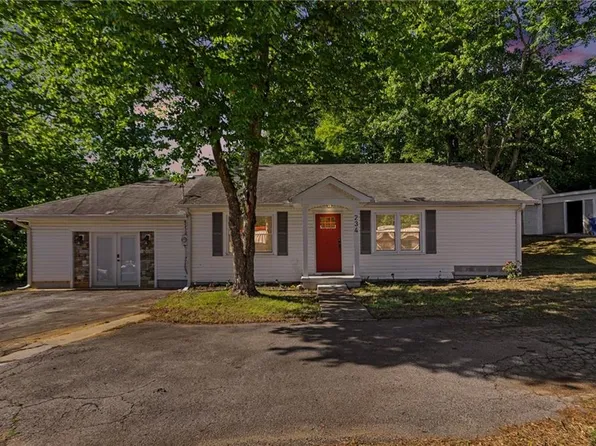 234 E Memorial Dr, Dallas, GA 30132
