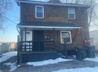 958 E Wilbeth Rd, Akron, OH 44306