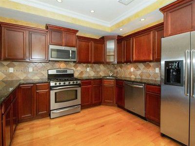 305 Manhattan Ave, Union City, NJ, 07087