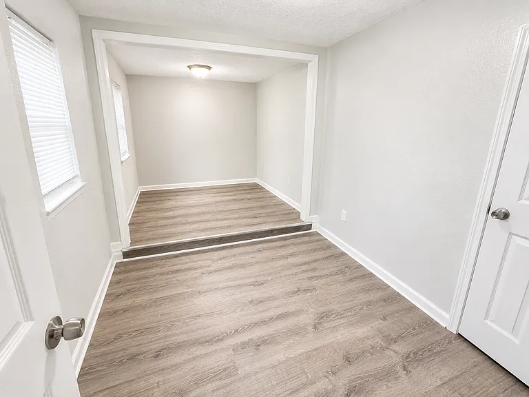 856 Lake City Hwy — Photo 12