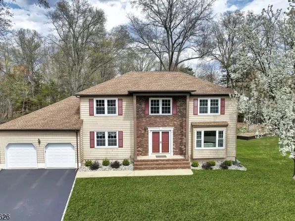 424 Covert Ct, Hillsborough Twp., NJ 08844