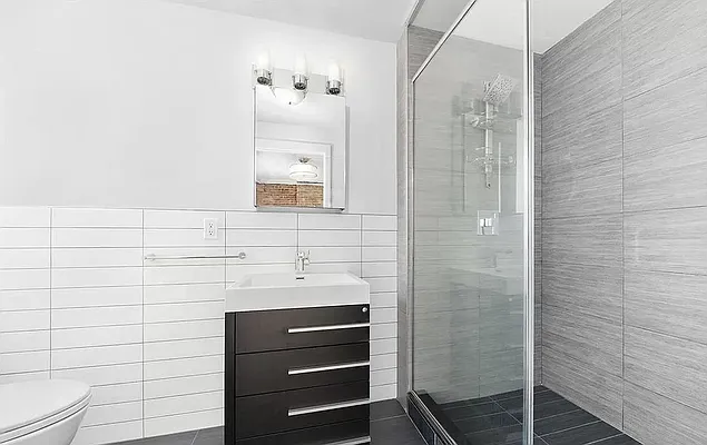 Rented by VRE | media 15