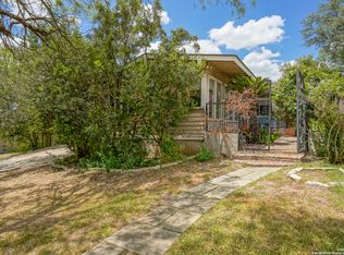 709 Morningside Dr, Terrell Hills, TX 78209