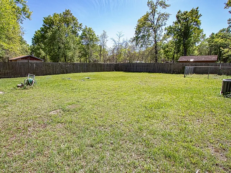 314 Normagene St — Photo 18