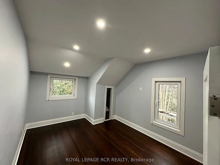 6222 Yonge St #2 — Photo 2