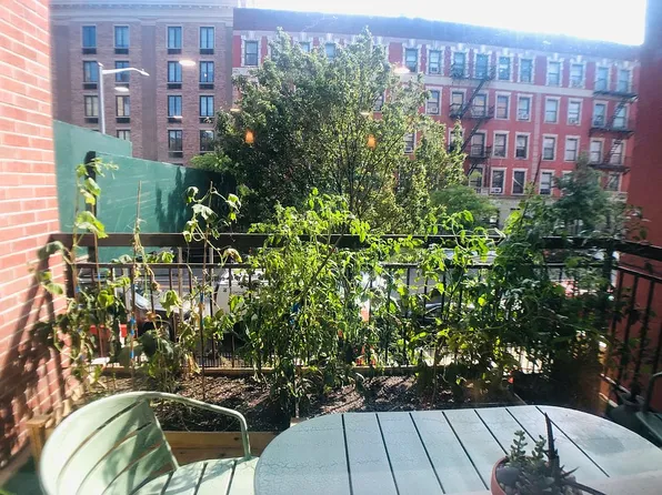 467 W 163rd St APT 2, New York, NY 10032