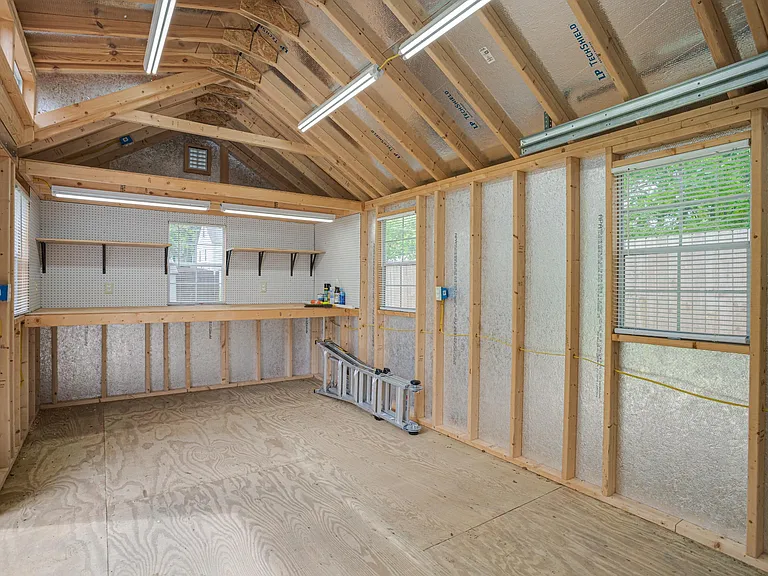 259 Collier Ave — Photo 16