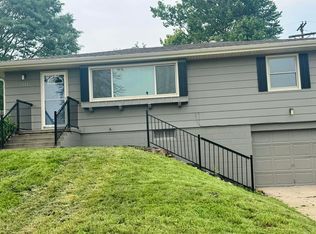 6212 Fort St, Omaha, NE 68104