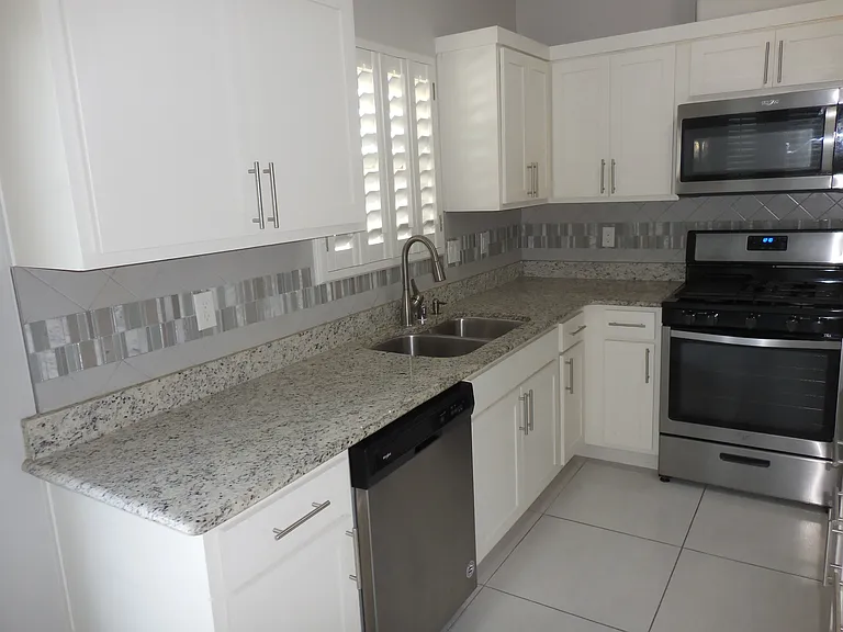 227 Ellesmere Way — Photo 5