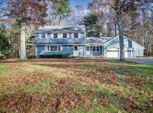 71 Hillcrest Rd, Concord, MA 01742