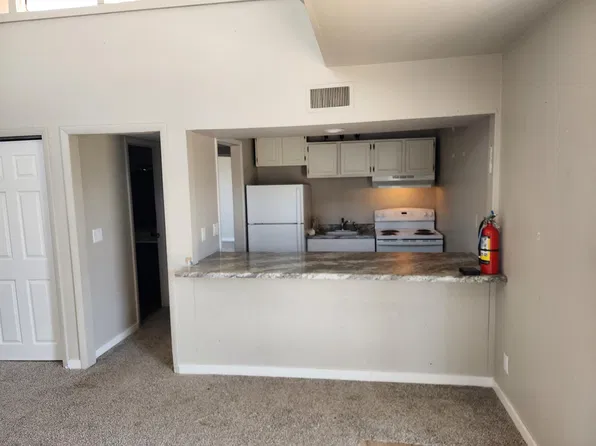 2654 W Central Park Ave #4, Davenport, IA 52804