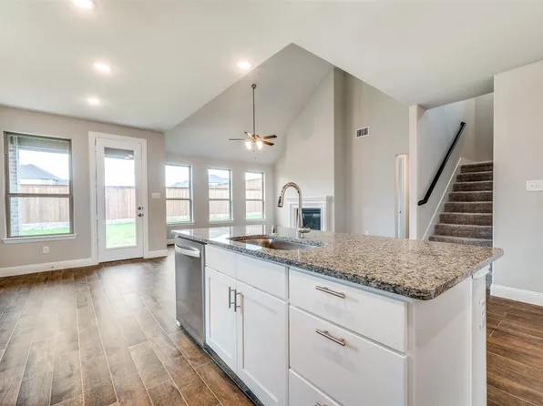 9782 Polk St, Frisco, TX 75035