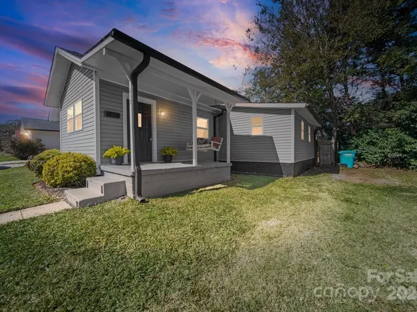 452 18th St, Cramerton, NC 28032