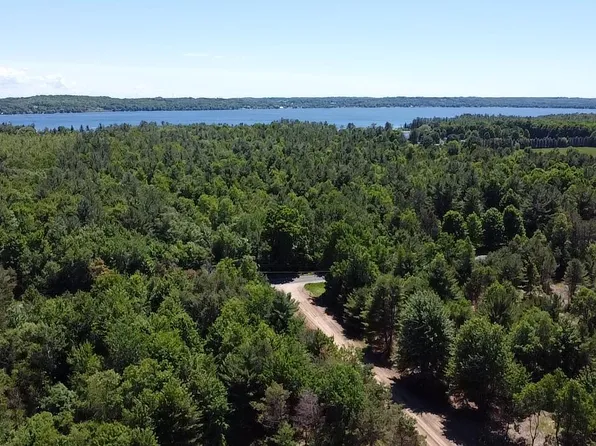 Norconk Rd, Bear Lake, MI 49614