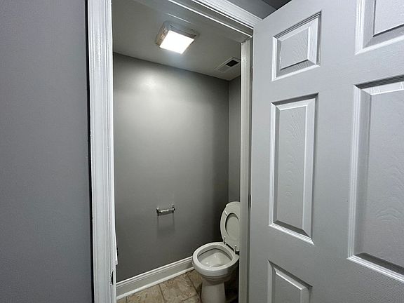 5th image of 3322 Edmondson Ave