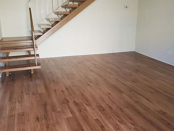 2nd image of 17320 Burbank Blvd #46