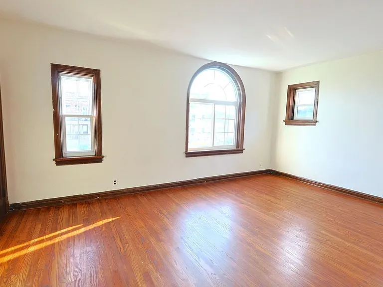 3754 Dunnica Ave — Photo 35