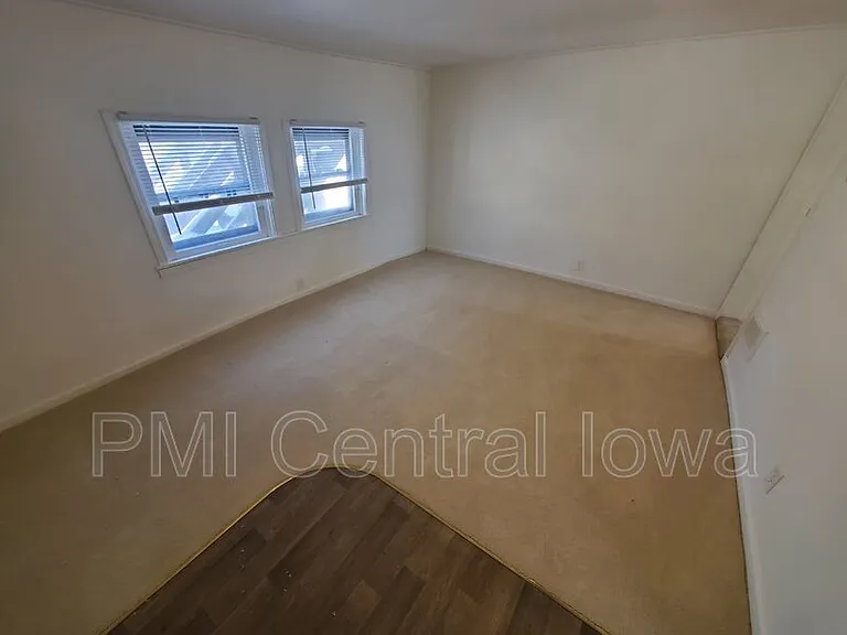 2220 E Walnut St #3 — Photo 18