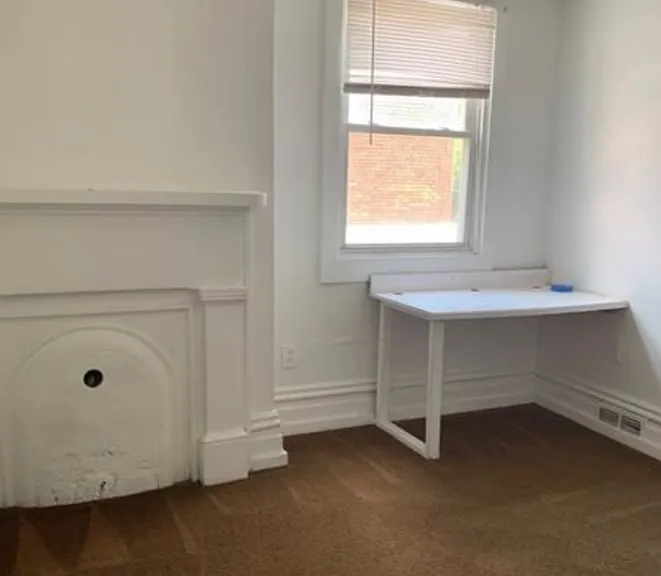 61 Lawn St #2 — Photo 5