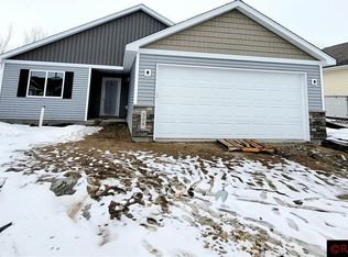 308 Saint Andrews Ct, Mapleton, MN 56065