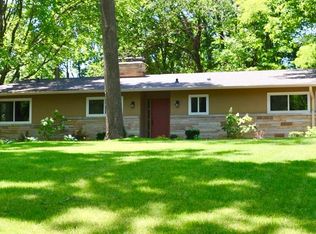 6060 Orchard Hill Ln, Indianapolis, IN 46220