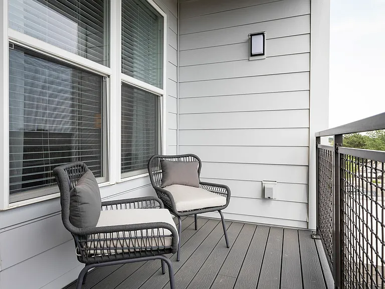 Everleigh Vernon Hills 55+ Active Adult Apartments — Photo 13
